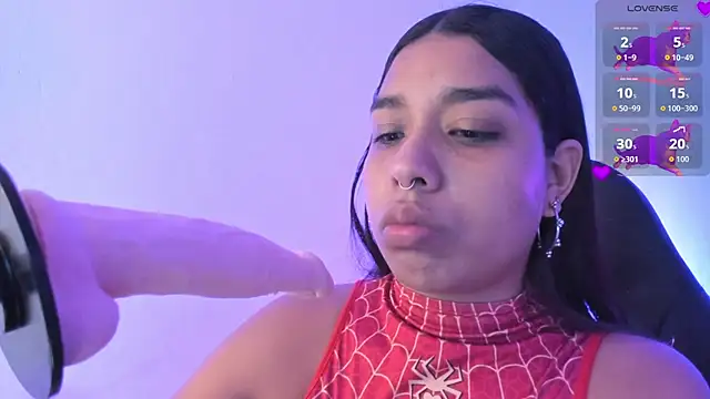 Snapshot of giselle_upp chatting on September 14, 2025, 10:32 pm giselle upp online show from September 14, 2025, 10:32 pm