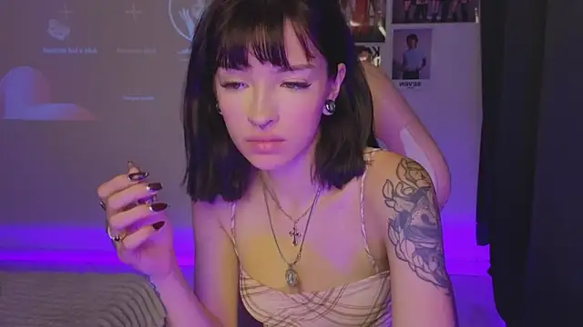 Moonlightt 21 online show from April 1, 2026, 10:39 pm