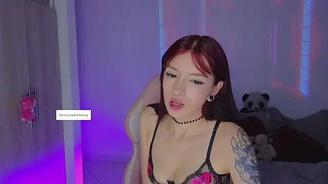 Snapshot of Moonlightt_21 chatting on November 23, 2025, 10:20 pm Moonlightt 21 online show from November 23, 2025, 10:20 pm