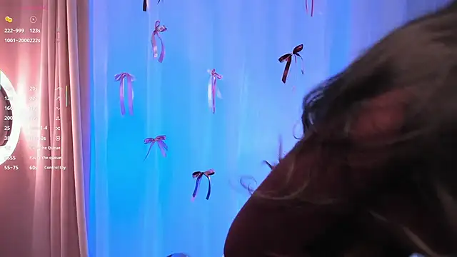 Nelly Kimm online show from April 7, 2026, 1:18 am