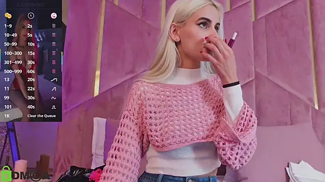 Snapshot of SelenaDaze chatting on November 7, 2025, 4:28 am SelenaDaze online show from November 7, 2025, 4:28 am