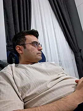 Obstacless online show from February 25, 2026, 8:19 pm