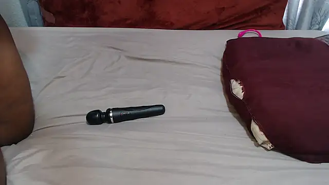 Snapshot of WEPUSSY23XX chatting on December 15, 2025, 8:31 am WEPUSSY23XX online show from December 15, 2025, 8:31 am