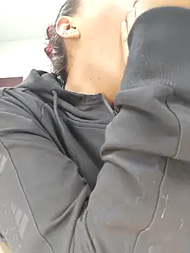 Victoria Beaumont online show from March 24, 2026, 11:21 am