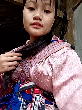 memeto sexy online show from November 5, 2025, 3:42 am