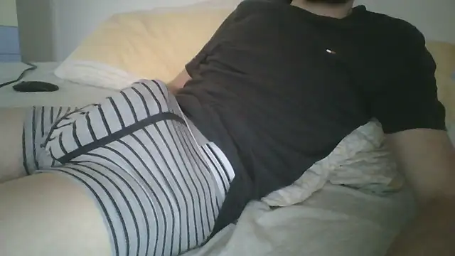 Snapshot of Hotboy096 chatting on October 9, 2025, 3:56 pm Hotboy096 online show from October 9, 2025, 3:56 pm