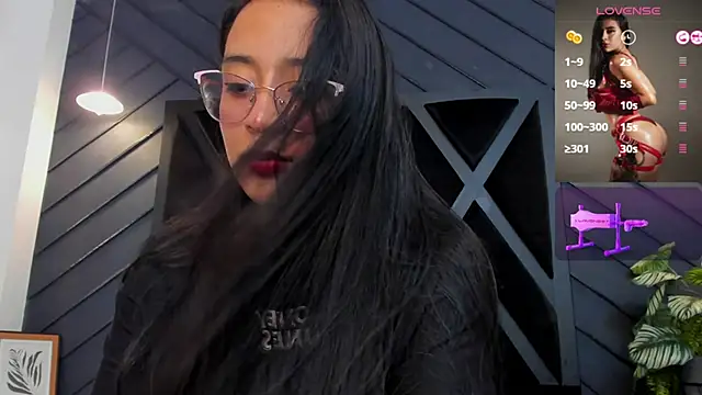 Snapshot of zoe_martins_ chatting on October 25, 2025, 5:35 pm zoe martins online show from October 25, 2025, 5:35 pm