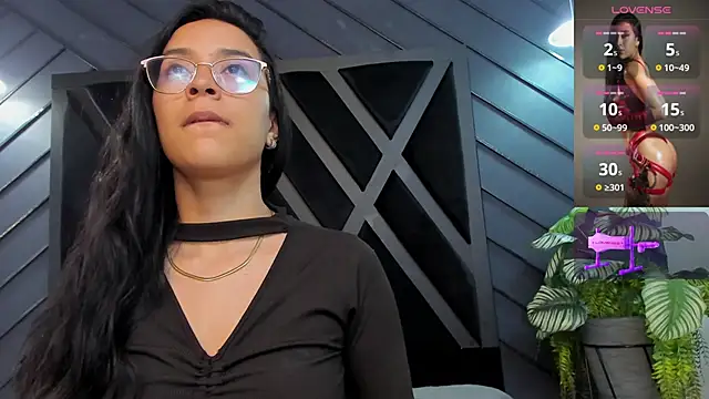 Snapshot of zoe_martins_ chatting on November 6, 2025, 5:28 pm zoe martins online show from November 6, 2025, 5:28 pm