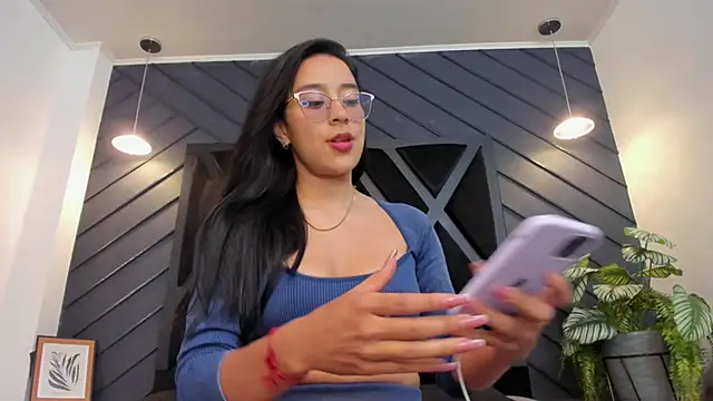 Snapshot of zoe_martins_ chatting on October 26, 2025, 2:17 pm zoe martins online show from October 26, 2025, 2:17 pm