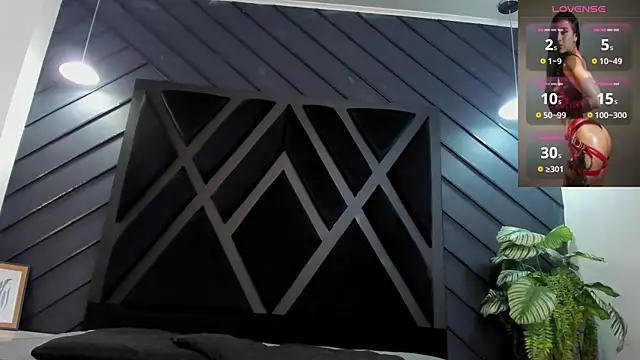 Snapshot of zoe_martins_ chatting on November 19, 2025, 5:24 pm zoe martins online show from November 19, 2025, 5:24 pm