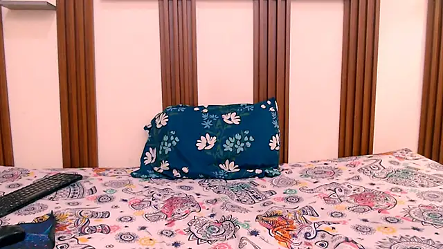 kimberly18cute online show from February 6, 2026, 1:45 am