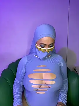 Aisha Malek online show from November 4, 2025, 7:39 pm