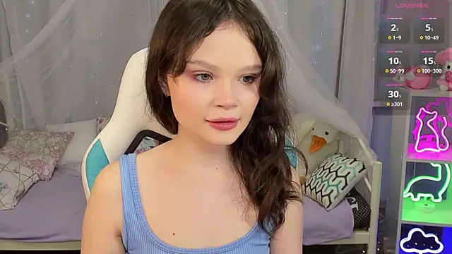 Snapshot of EmilyChaves chatting on January 17, 2026, 6:28 am EmilyChaves online show from January 17, 2026, 6:28 am