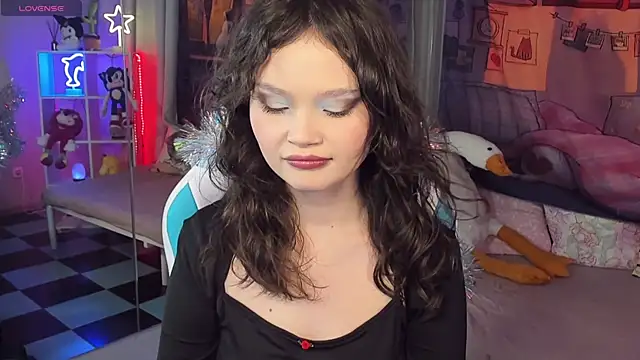 Snapshot of EmilyChaves chatting on January 6, 2026, 8:18 am EmilyChaves online show from January 6, 2026, 8:18 am