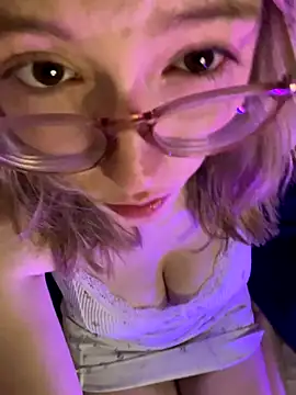 ReenKitty online show from October 2, 2025, 6:28 am