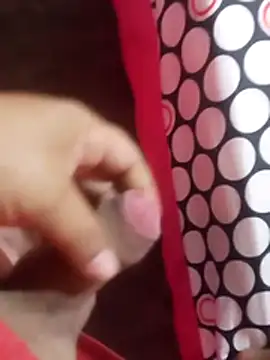 Snapshot of Andrade-1 chatting on November 10, 2025, 5:07 pm Andrade-1 online show from November 10, 2025, 5:07 pm