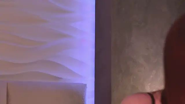 DianaGlow online show from November 20, 2025, 2:18 pm