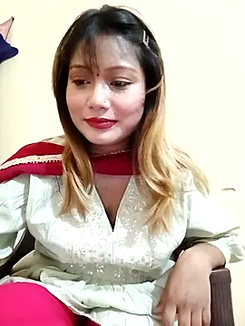 Snapshot of alexa_cam44 chatting on October 4, 2025, 7:37 pm alexa cam44 online show from October 4, 2025, 7:37 pm