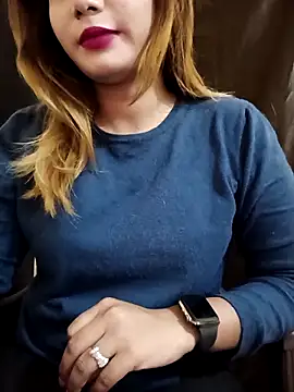 Snapshot of alexa_cam44 chatting on November 14, 2025, 8:12 pm alexa cam44 online show from November 14, 2025, 8:12 pm