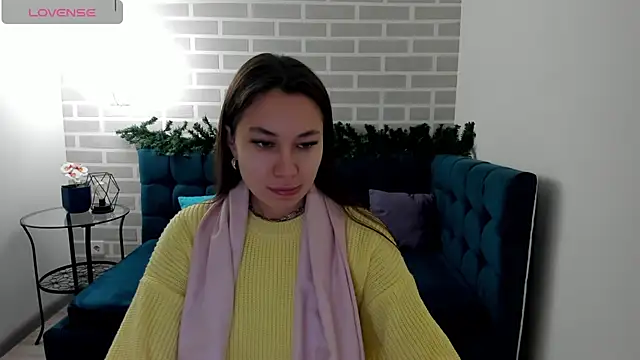 Kat  cat online show from December 17, 2025, 1:32 am