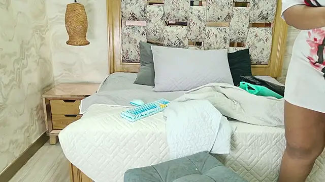 Snapshot of ZOLEY_WATSON chatting on November 23, 2025, 3:05 am ZOLEY WATSON online show from November 23, 2025, 3:05 am