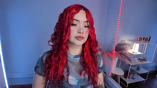 Camila Rivers online show from April 18, 2026, 4:53 pm