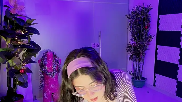 LiLLiAnderson online show from January 10, 2026, 11:49 am