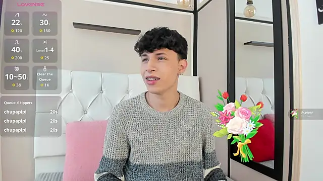 Snapshot of Axel__Evans chatting on September 17, 2025, 1:02 pm Axel Evans online show from September 17, 2025, 1:02 pm