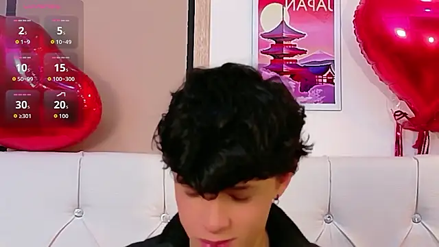 Axel  Evans online show from March 5, 2026, 12:46 pm