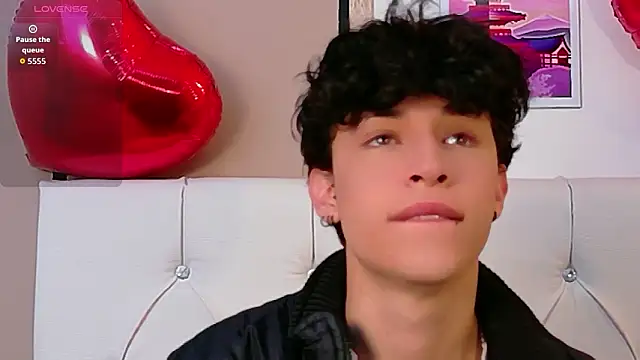 Axel  Evans online show from March 3, 2026, 1:07 pm