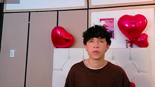 Axel  Evans online show from March 7, 2026, 1:05 pm