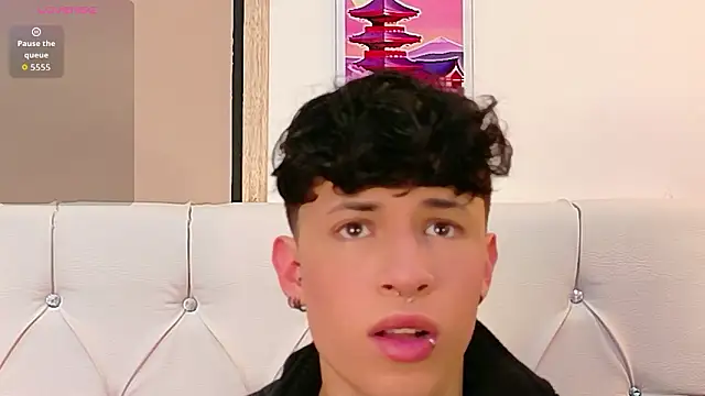 Axel  Evans online show from March 25, 2026, 11:53 am