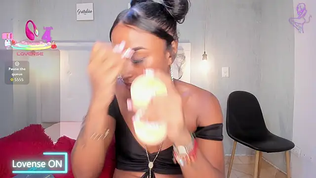 EsmeraldaNyx online show from December 5, 2025, 9:12 pm