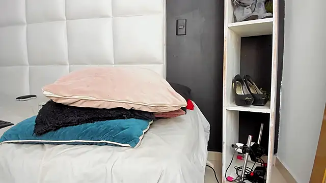 Gigi duran online show from April 3, 2026, 4:35 pm