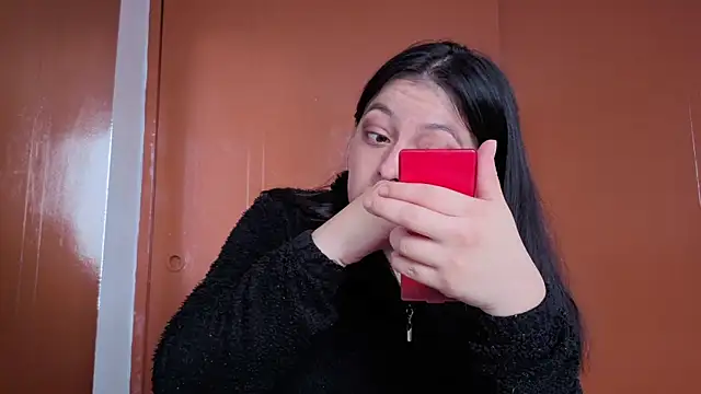 Snapshot of MiaKimky chatting on November 4, 2025, 4:44 pm MiaKimky online show from November 4, 2025, 4:44 pm