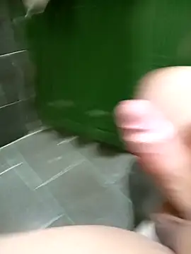 Alex Docinho online show from October 24, 2025, 11:37 pm