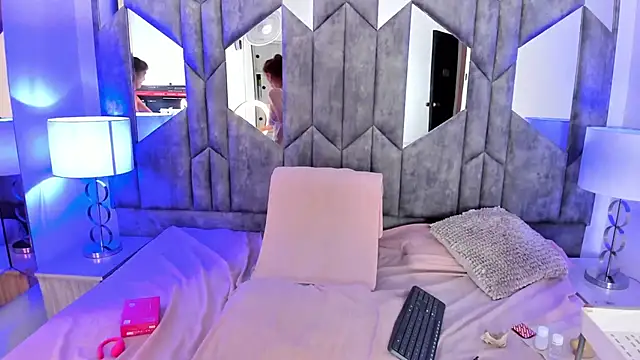 Snapshot of BestLadyMature chatting on November 7, 2025, 7:40 pm BestLadyMature online show from November 7, 2025, 7:40 pm