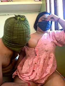 Snapshot of SwatiCam chatting on October 13, 2025, 6:15 am SwatiCam online show from October 13, 2025, 6:15 am