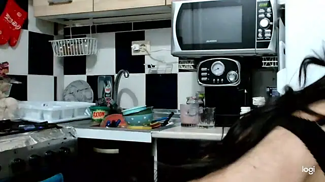 Laryta girl13 online show from March 14, 2026, 6:58 pm