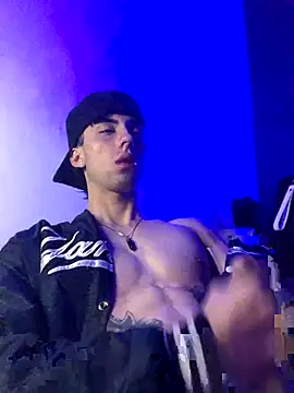 Snapshot of redmen69 chatting on October 7, 2025, 3:18 am redmen69 online show from October 7, 2025, 3:18 am