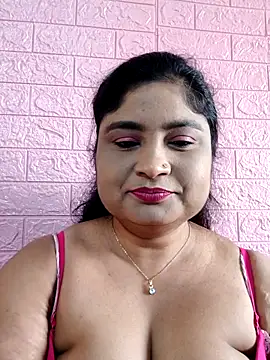 Snapshot of hornyriyanka chatting on November 30, 2025, 2:34 am hornyriyanka online show from November 30, 2025, 2:34 am