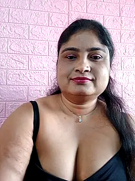 Snapshot of hornyriyanka chatting on October 25, 2025, 2:44 am hornyriyanka online show from October 25, 2025, 2:44 am