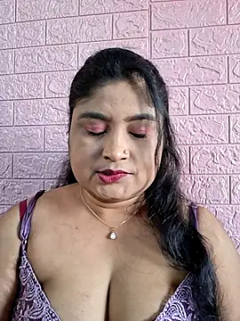 Snapshot of hornyriyanka chatting on November 13, 2025, 2:26 am hornyriyanka online show from November 13, 2025, 2:26 am