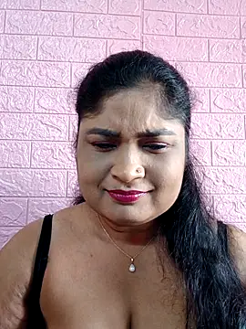 Snapshot of hornyriyanka chatting on November 22, 2025, 2:10 am hornyriyanka online show from November 22, 2025, 2:10 am