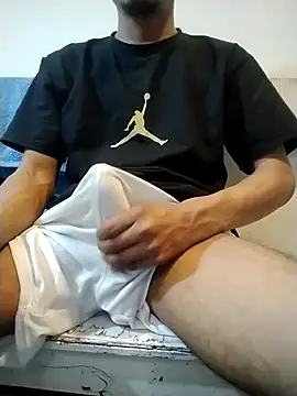 Snapshot of zebba12 chatting on November 30, 2025, 10:05 am zebba12 online show from November 30, 2025, 10:05 am