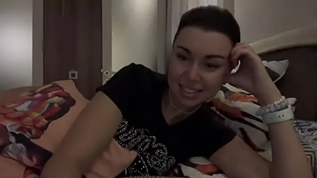 Gilin1 online show from October 20, 2025, 8:20 pm