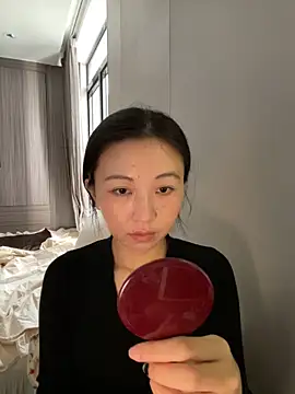 Snapshot of haiyan125216 chatting on November 15, 2025, 5:55 am haiyan125216 online show from November 15, 2025, 5:55 am