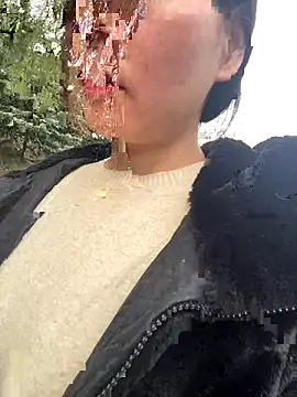 Snapshot of xinmeng-000 chatting on November 8, 2025, 6:50 am xinmeng-000 online show from November 8, 2025, 6:50 am