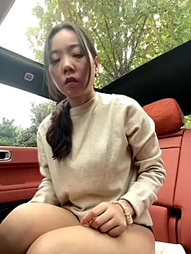 Snapshot of xinmeng-000 chatting on October 26, 2025, 2:01 am xinmeng-000 online show from October 26, 2025, 2:01 am