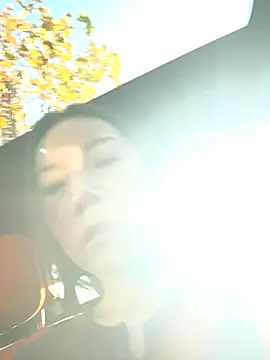 Snapshot of xinmeng-000 chatting on December 3, 2025, 7:41 am xinmeng-000 online show from December 3, 2025, 7:41 am